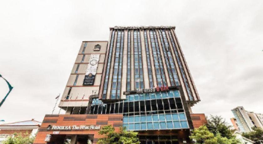 Benikea The Bliss Hotel Incheon Bagian luar foto