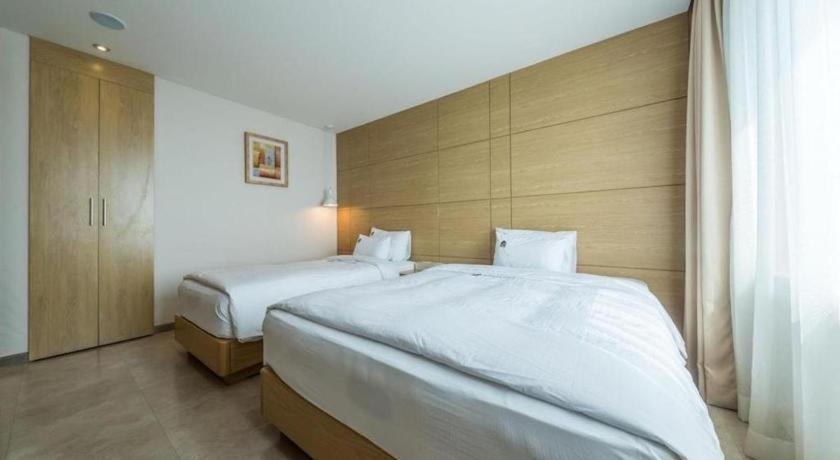 Benikea The Bliss Hotel Incheon Bagian luar foto