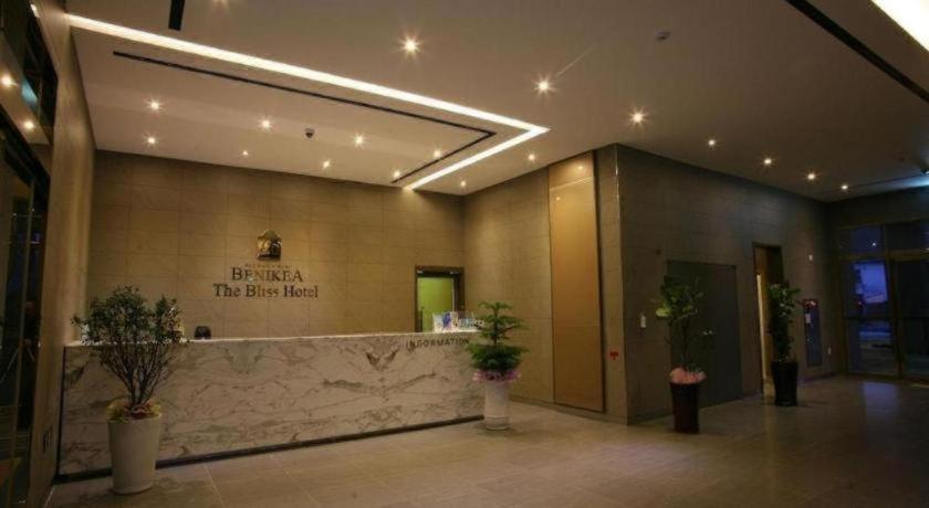 Benikea The Bliss Hotel Incheon Bagian luar foto