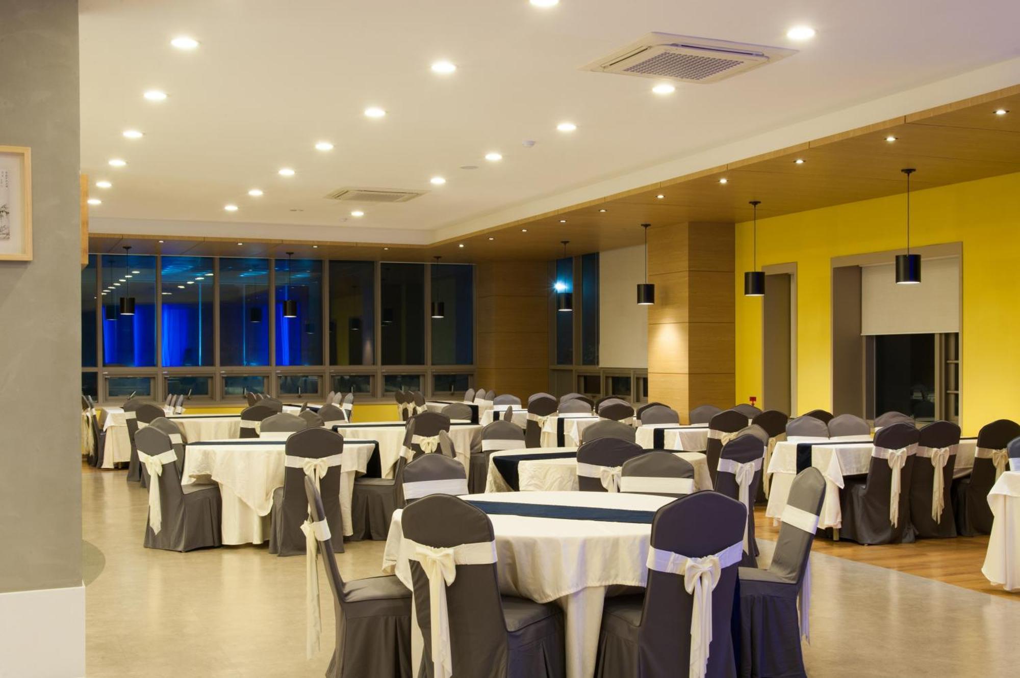 Benikea The Bliss Hotel Incheon Bagian luar foto