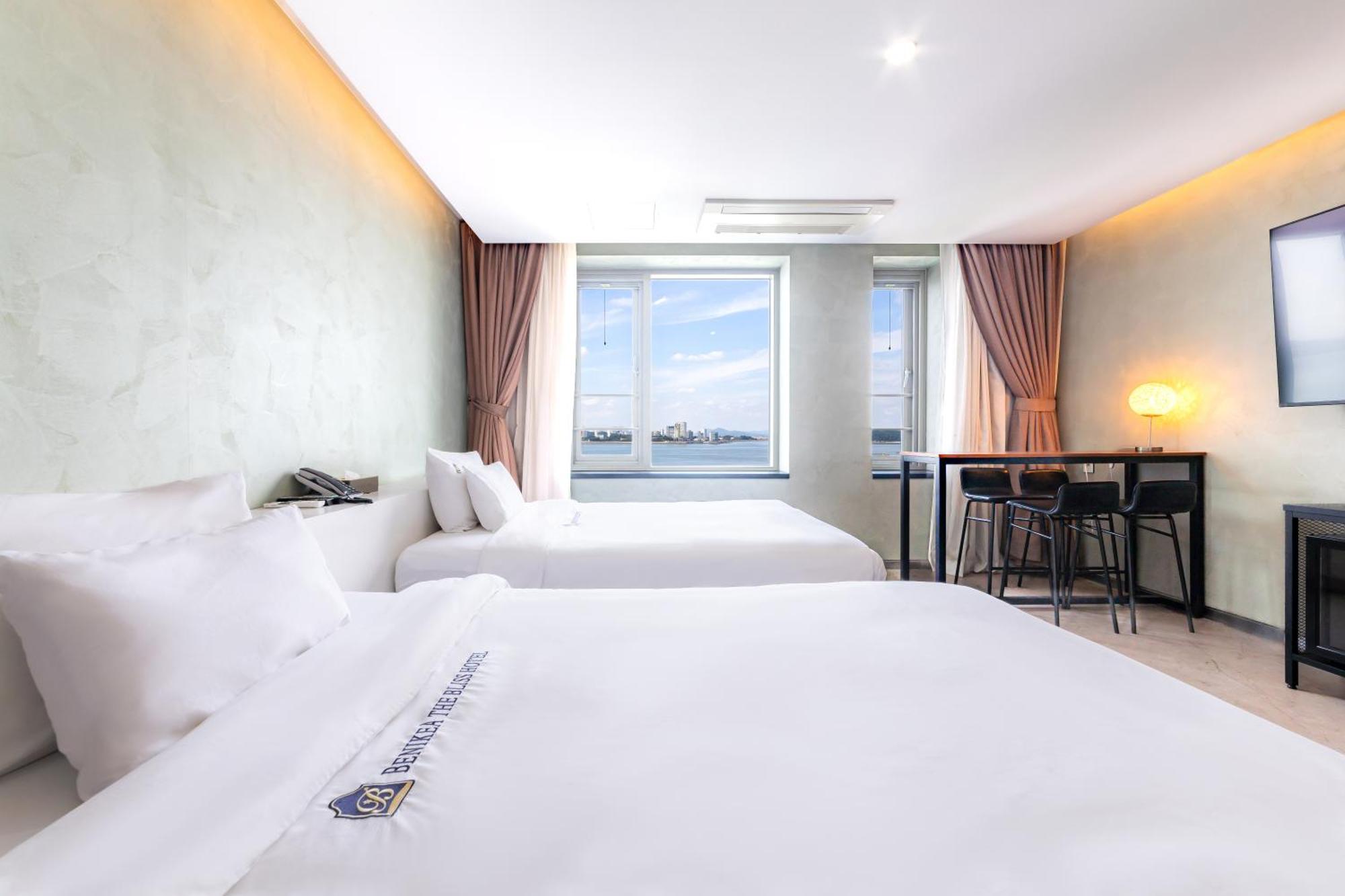 Benikea The Bliss Hotel Incheon Bagian luar foto