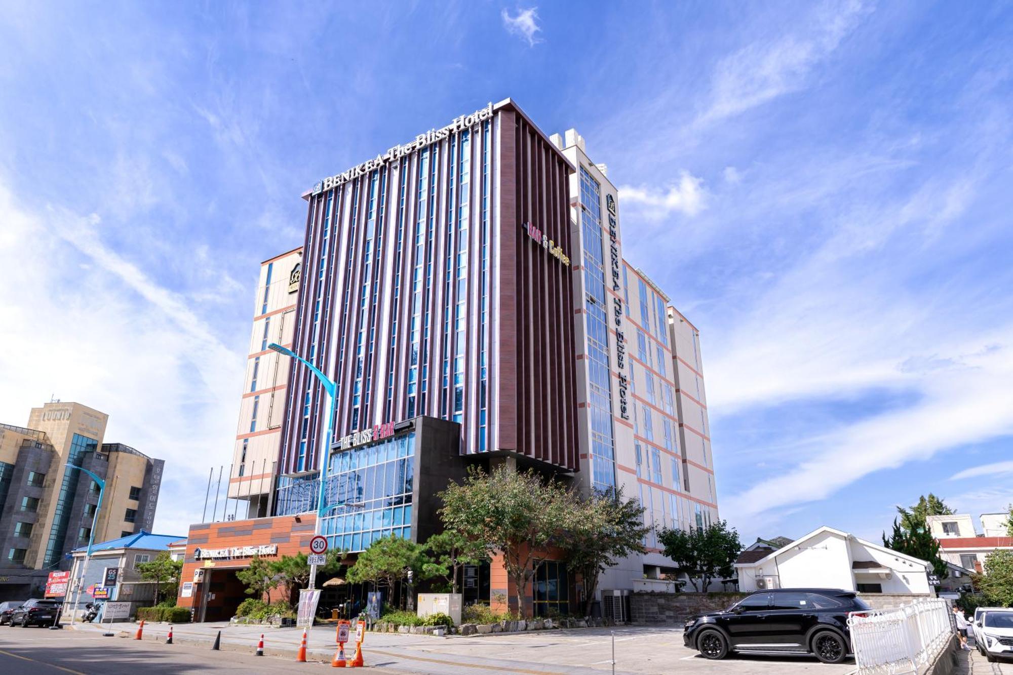 Benikea The Bliss Hotel Incheon Bagian luar foto