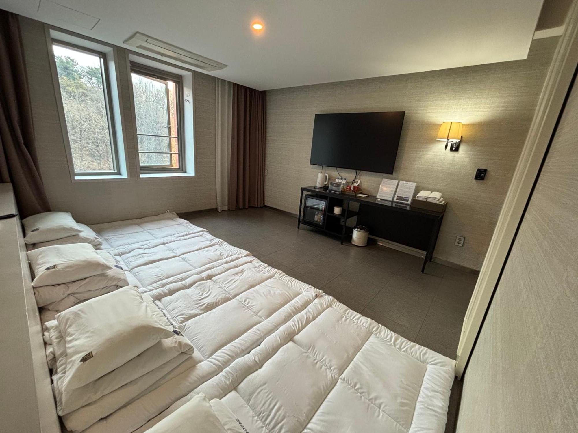 Benikea The Bliss Hotel Incheon Bagian luar foto